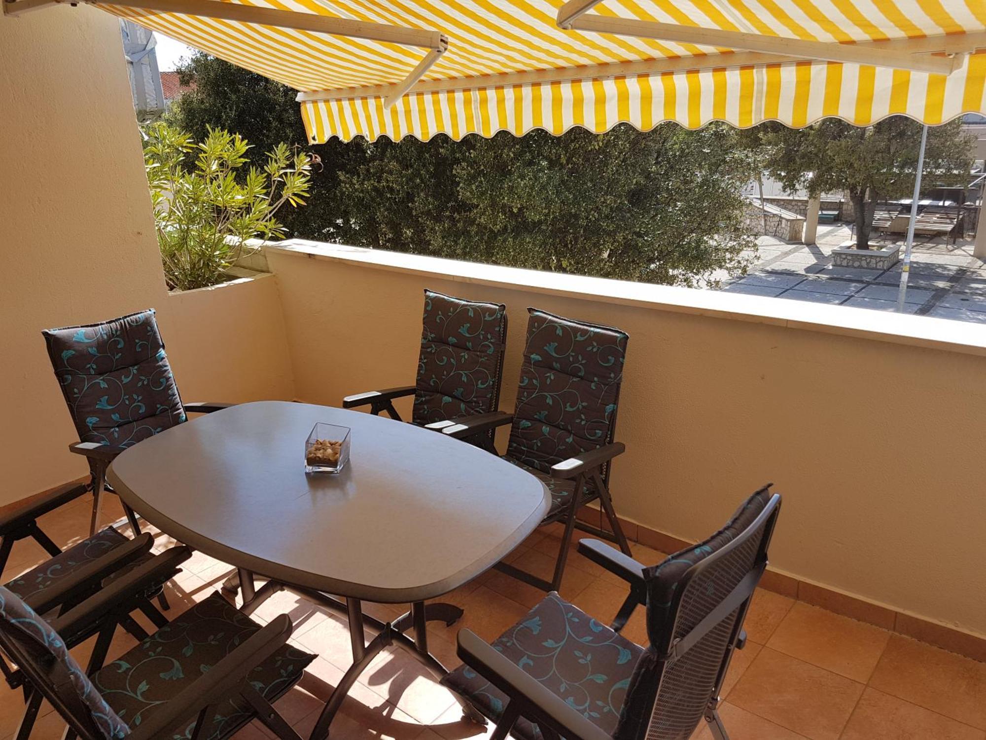 Apartament Center *